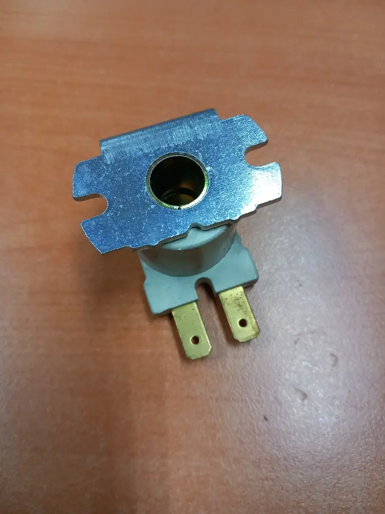  ELECTROVANNE BAC A SEL LV WHIRLPOOL 481928128184 / C00337288 - jusqu'à fin de stock