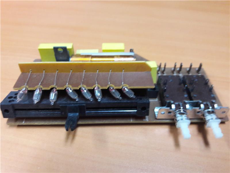 MODULE INTERRUPTEUR HOTTE WHIRLPOOL 481927628018 -PL