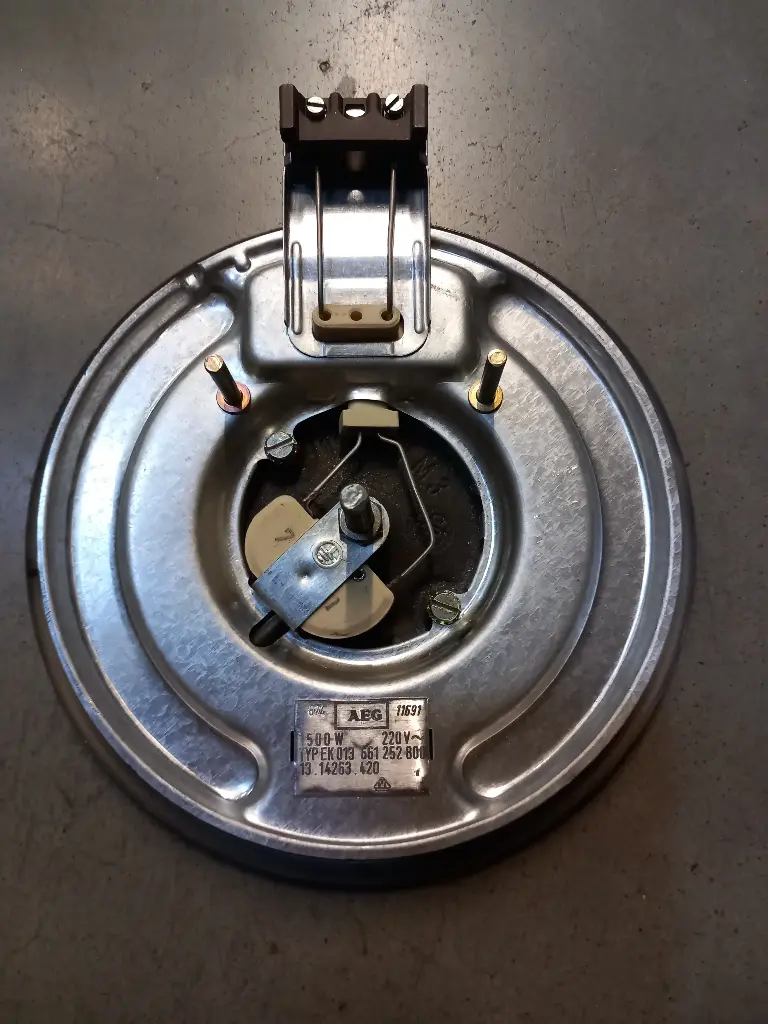 PLAQUE CUISSON AEG 8996612528001 220V-1500W