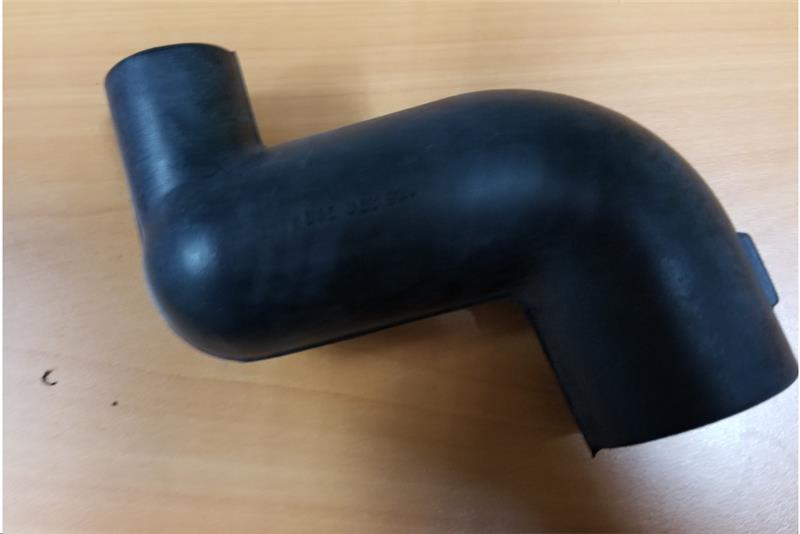 TUYAU VIDANGE FILTRE DE POMPE M.L. AEG 8996450369203 - Jusqu'à fin de stock