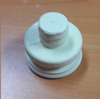 PIED CAOUTCHOUC BLANC /1P. ROBOT MAGIMIX 101530- Remplcé par gris 101530S