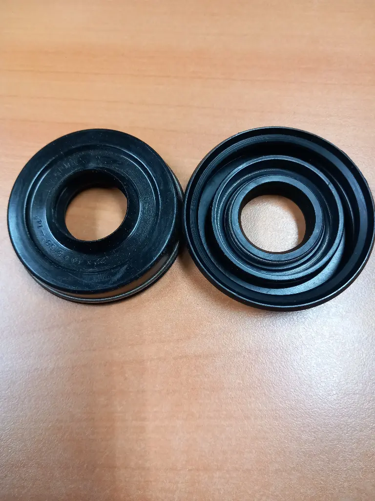 BOURRAGE 22 X 40/58.5 X 8/14.5