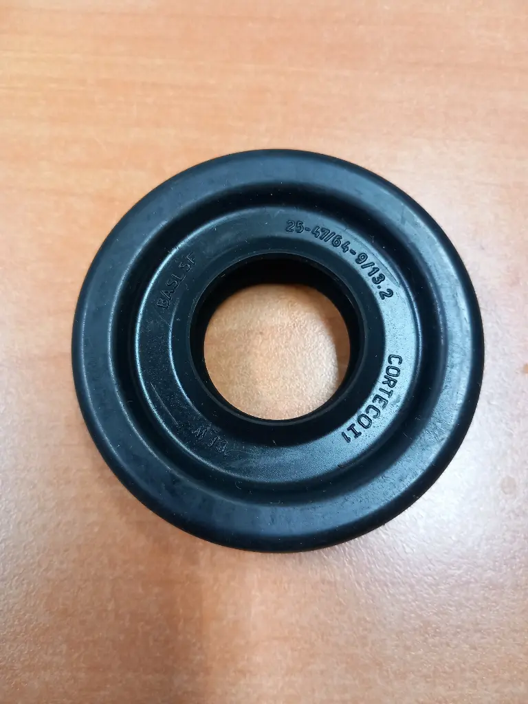 BOURRAGE 25 X 47/64 X 9/13.5