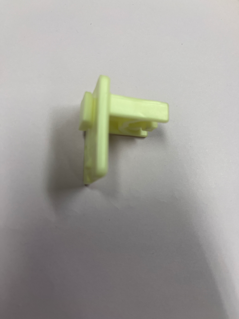 CROCHET DE FERMETURE DE PORTE SL ZANKER / ELECTROLUX  4210021093001 - Jusqu'à fin de stock