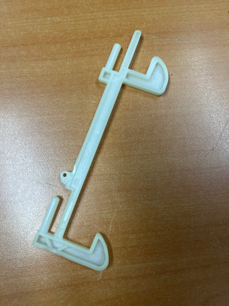 CROCHET / NEZ DE FERMETRE PORTE MO WHIRLPOOL - MD550 / AVM505 - 481990200395 - Jusqu'à fin de stock