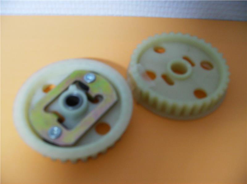 ROUE DENTEE ROBOT KENWOOD ANCIENNES SERIES..  KW616615