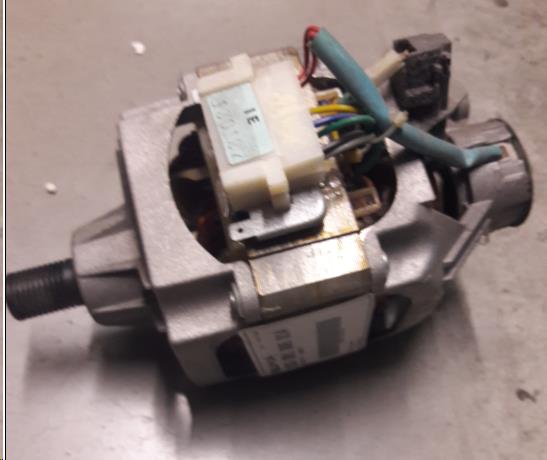 MOTEUR M.L. INDESIT - Jusqu'à fin de stock