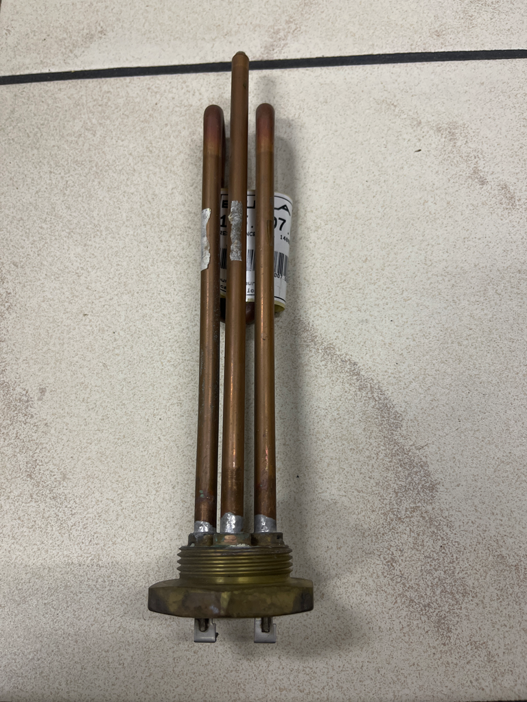 Résistance chauffe-eau tête laiton diamètre 1"1/4 - filetée -1400W - sonde 225MM - Jusqu'à fin de stock