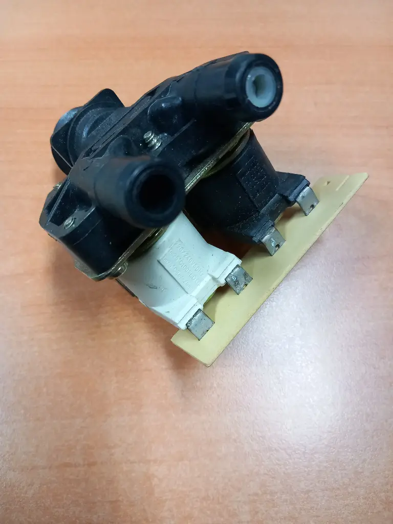 ELECTROVANNE LV AEG  899646056875  / jusqu'à épuisement de stock