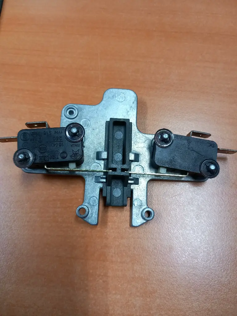 ELECTROSERRURE HOT POINT 179221=179141