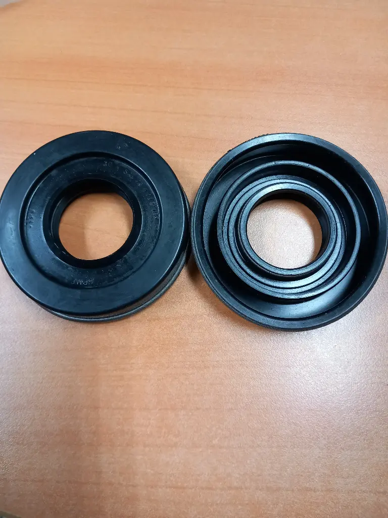 BOURRAGE ZANUSSI  30 X 52/73 X 11.5/15.5