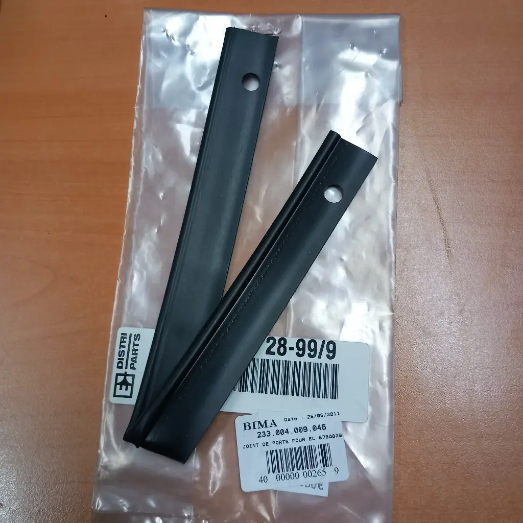 Joint latéral porte four Electrolux  6780828999 - Jusqu'à fin de stock