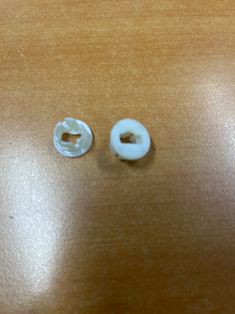 AXE / RALLONGE BOUTON M.O. BAUKNECHT / WHIRLPOOL 481941338126 - Jusqu'à fin de stock