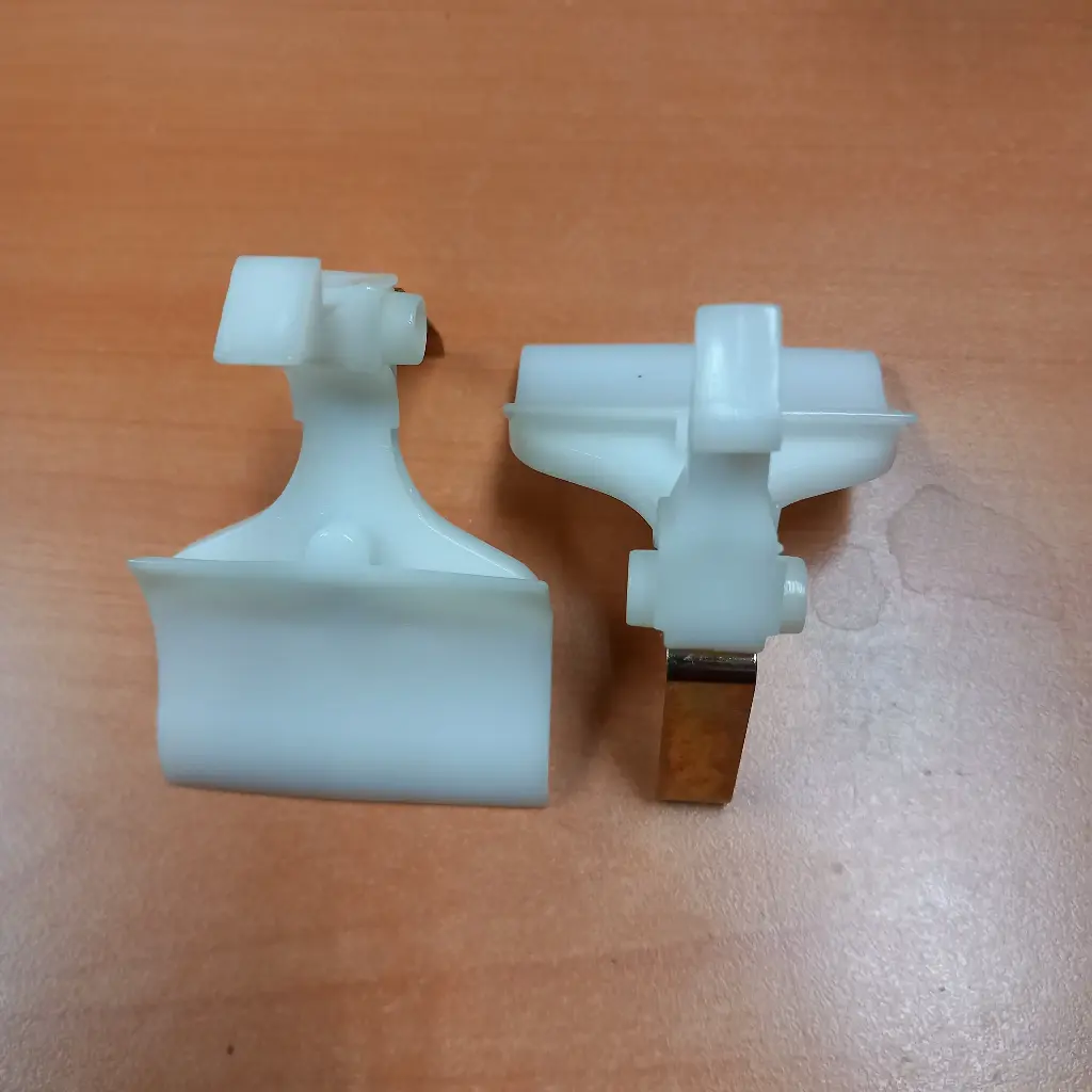 POIGNEE ML SAMSUNG AVEC LAME DE RESSORT-DC97-04752A
