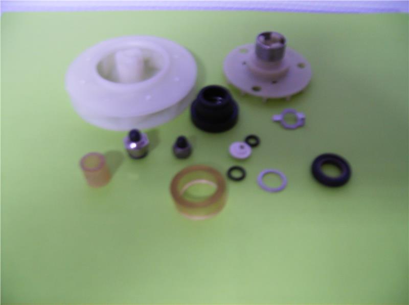 HELICE + BOURRAGE DE POMPE LV BO