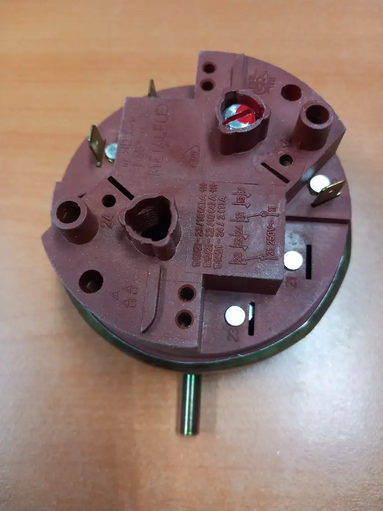 PRESSOSTAT ML WH 481927128689 - Jusqu'à fin de stock