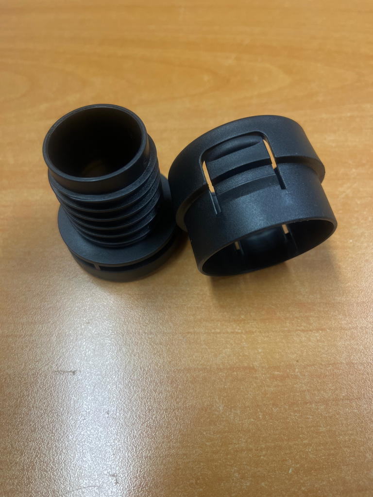 EMBOUT DU FLEXIBLE ASPIRATEUR MIELE  - COTE ASPI - S500 - S700 - S800 - S2 - S2000
