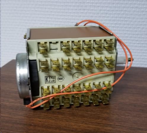 PROGRAMMATEUR M.L. WHIRLPOOL -  CROUZET WH 481928218482 - Jusqu'à fin de stock