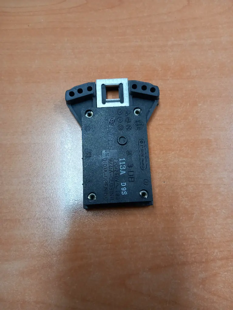 Electro-serrure indésit 113a