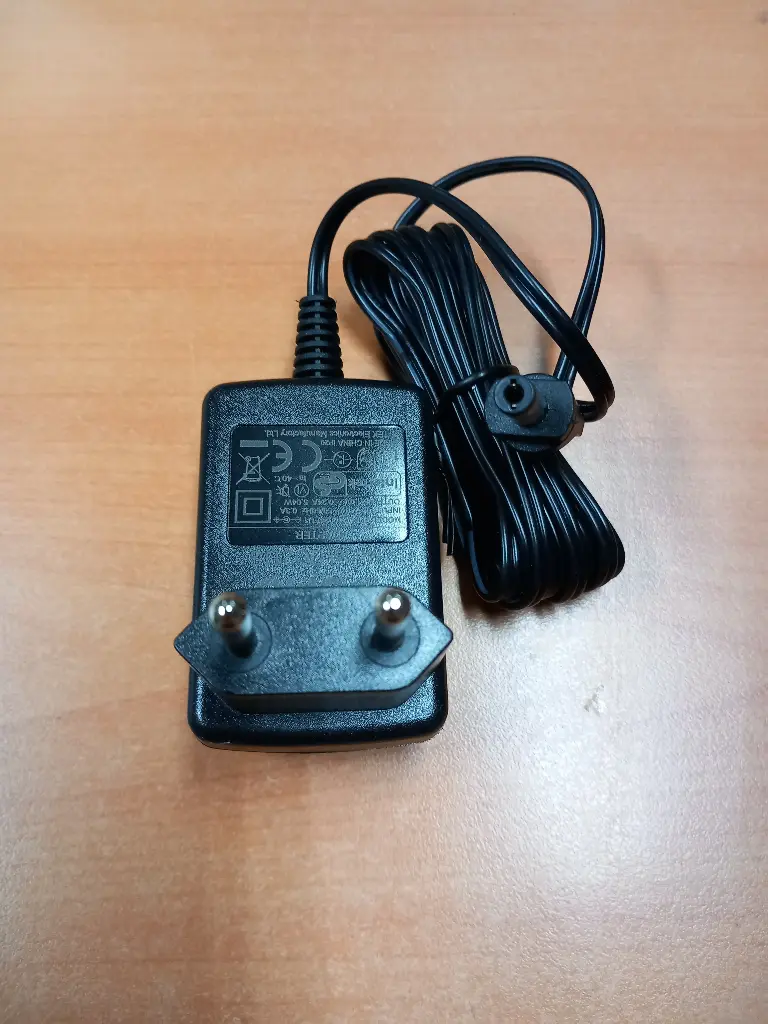 Chargeur aspirateur Domo Do211s-85