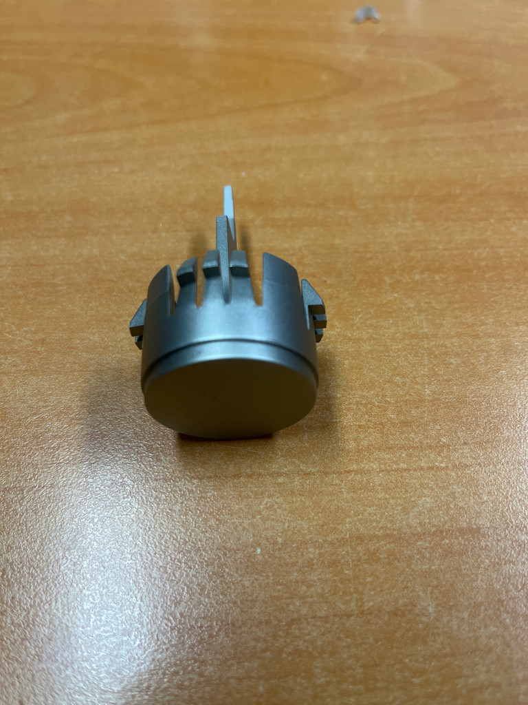 Bouton poussoir ouverture de porte micro-onde Whirlpool / Indésit 481068976232