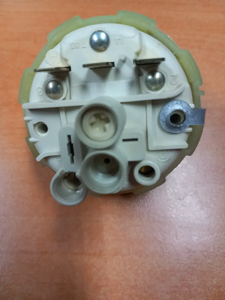 PRESSOSTAT LV CANDY-HOOVER 09075979