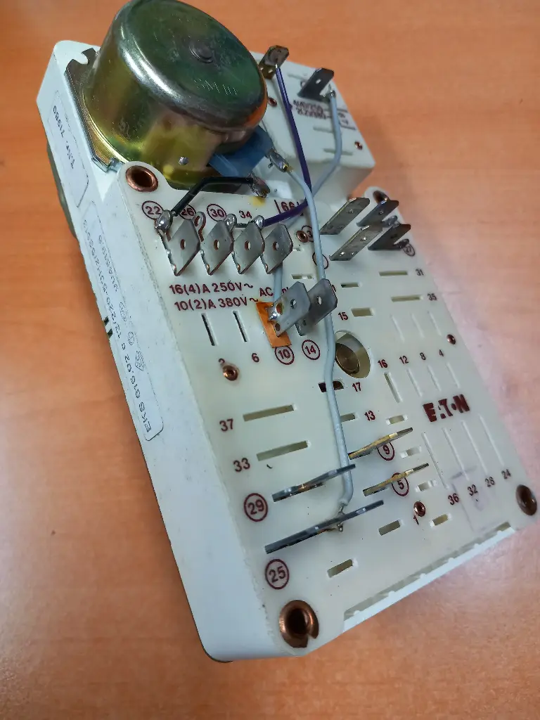 PROGRAMMATEUR LV MIELE 00039142 - EKS816.02C
