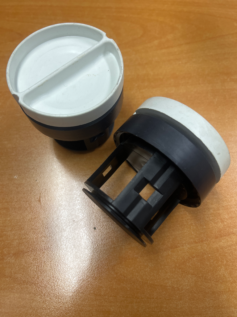 BOUCHON / FILTRE POMPE DE VIDANGE ML AEG - 8996454255663 - Jusqu'à fin de stock 