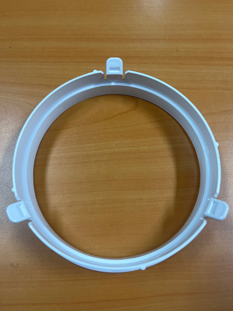 ADAPTATEUR / CONNECTEUR TUYAU EVACUATION CLIMATISEUR - DIAM 150 - BEKO 9178012950 - C00893963 / MIDEA 12120600003049 / ELECTROLUX 4055349205