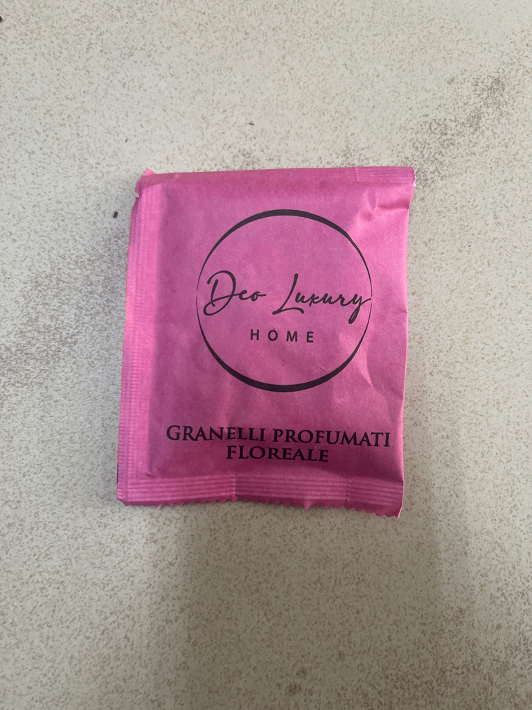 PARFUM D'INTERIEUR - SACHET (35G) DE GRANULES PARFUMEES "FLEURI" 