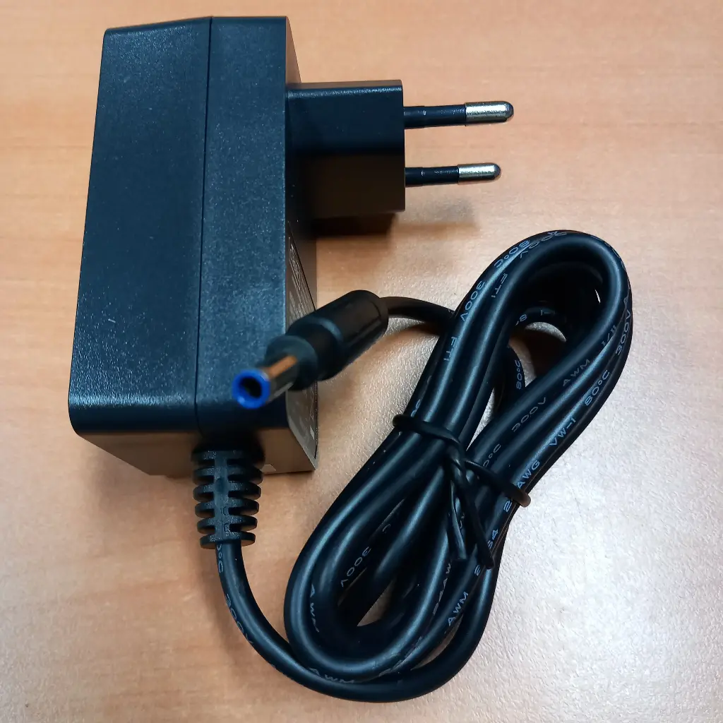 CHARGEUR ASPIRATEUR  PSE50357EU- / 25 à 29 V - 0.5A - GRUNDIG/BEKO 9178017736 / NILFISK / MIDEA  / DIXIETREE -