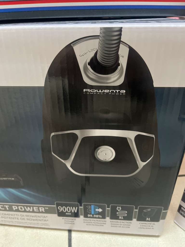 ASPIRATEUR ROWENTA AVEC SACS 900 W - NOIR - COMPACT POWER CYCLONIC - RO3985EA