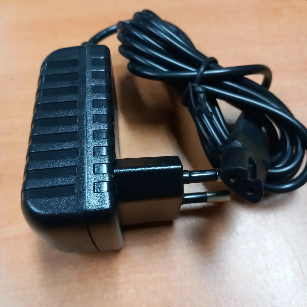 CORDON RASOIR BRAUN ADAPTABLE 81747667 ( PSE50255EU)