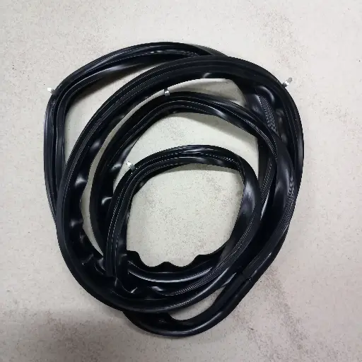 [233.004.009.056] Joint de porte four Electrolux 140043543028