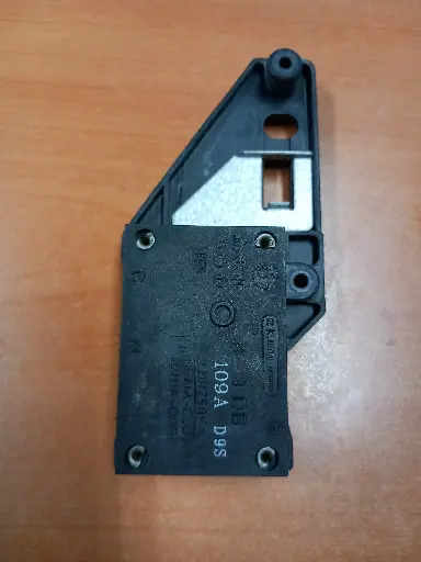 [117.001.033.000] ELECTROSERRURE BOSCH  K3DB09A