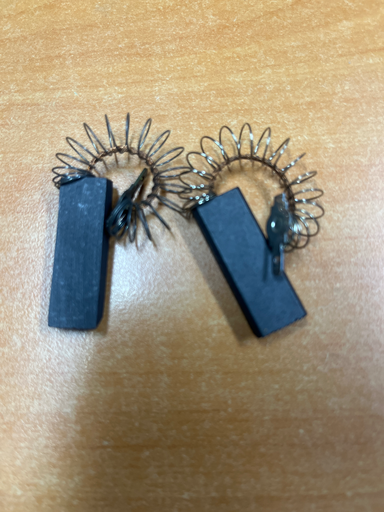 [129.001.032.042] BALAIS CHARBON ML AEG  TYPE T - 6,3X12,5X35MM - CHARBON SEUL POUR 129.001.032.041 - Jusqu'à fin de stock