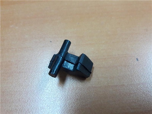 [313.005.114.001] NEZ FERMETURE DE FEMETURE DE SECHOIR HOTPOINT (ETROIT) - Plus livrable