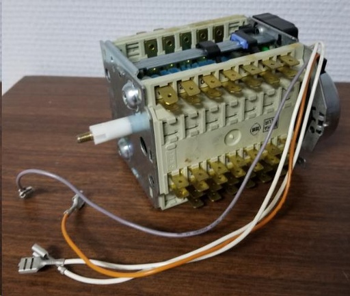 [100.001.005.009] PROGRAMMATEUR M.L. WHIRLPOOL -  CROUZET 900/914/1352