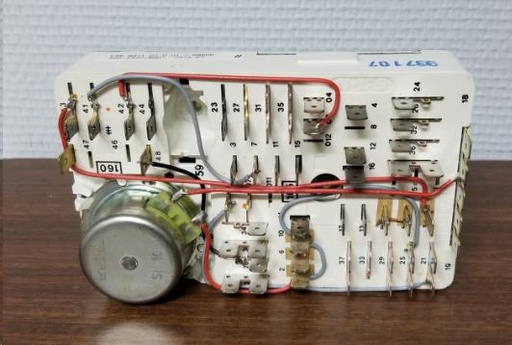 [100.001.005.020] PROGRAMMATEUR M.L. WHIRLPOOL -  EAS 481990701586 - Jusqu'à fin de stock