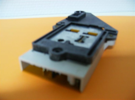 [117.001.032.005] ELECTROSERRURE AEG 8996451274808.Jusqu'à fin de stock