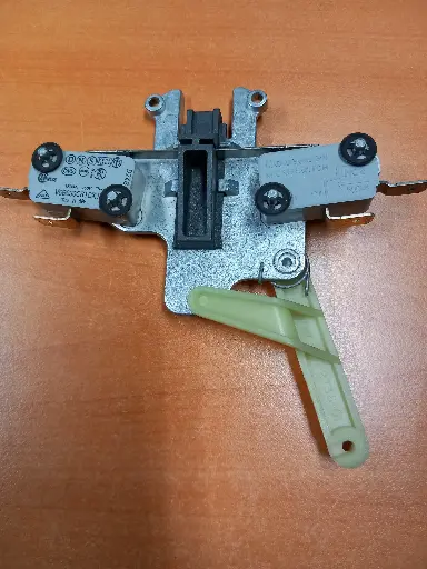 [117.001.114.003] ELECTROSERRURE HOT POINT 179245