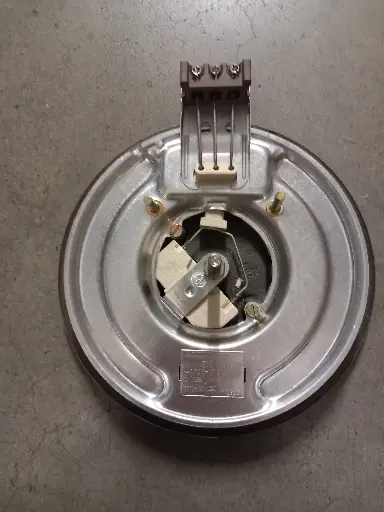 [132.004.033.005] PLAQUE CUISSON BOSCH 480492 1500W