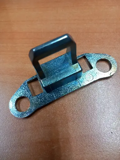 [313.001.032.002] CROCHET METAL FERMETURE ML AEG 8996451699400-jusqu'à fin de stock