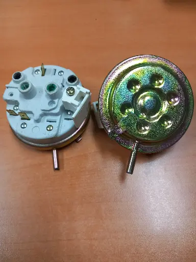 [104.001.026.000] PRESSOSTAT M.L. MIELE -005512510-05121060 Jusqu'à fin de stock-130/105