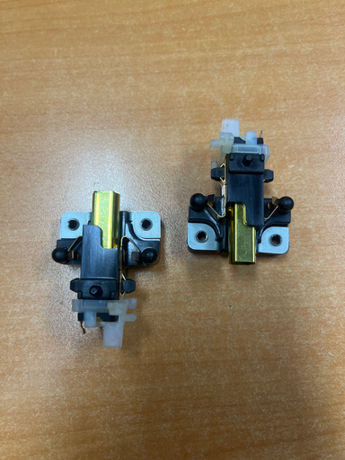 [129.010.049.000] KIT CHARBONS MOTEUR ASPIRATEUR HITACHI CV2500 - Jusqu'à fin de stock