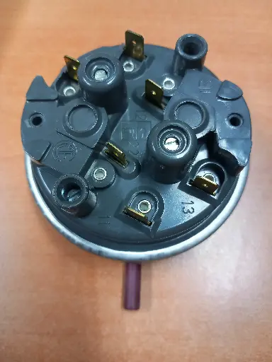 [104.002.032.003] PRESSOSTAT LV AEG-ELECTROLUX 646 027 310-160/73-146/48