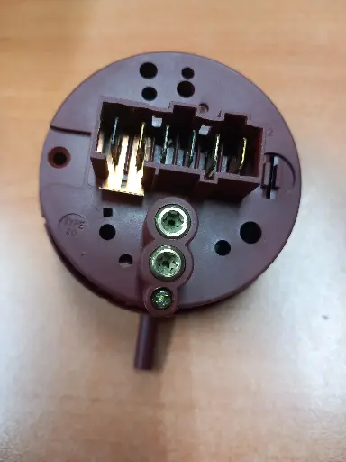 [104.002.009.004] PRESSOSTAT LV AEG-ELECTROLUX 1110994728-65/45-122/95-111538020