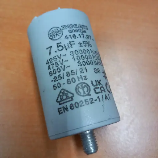 [125.000.000.029] CONDENSATEUR 7.5 MF 425v-500v